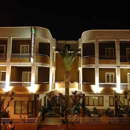 Hostal La Palmera-2